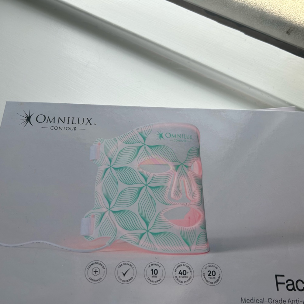 Omnilux Contour Face Mask